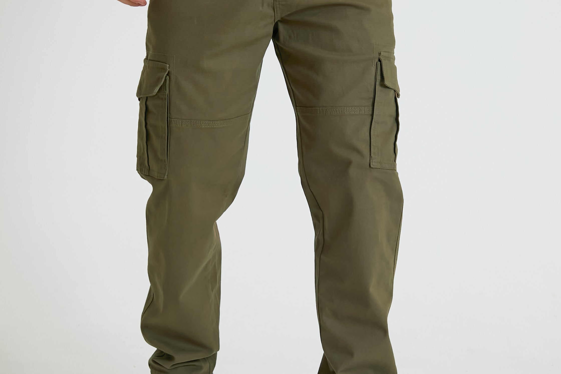 NIGHTHAWK Cargo pant in premium cotton twill - ARMY GREEN - DML Jeans 